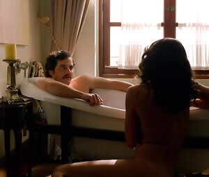 Stephanie Sigman Sexy - Narcos (2015) s01e03