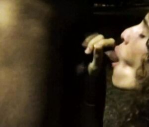 Claudia Rojas playing the park in Lazaro's Girlfriend (2002)