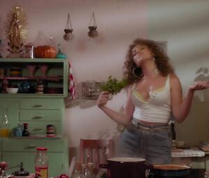 Alexandra Stan Sexy - Mami (2018) Music Video