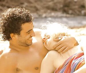 Kseniya Rappoport, Claudia Gerini Nude - La sconosciuta (2006)