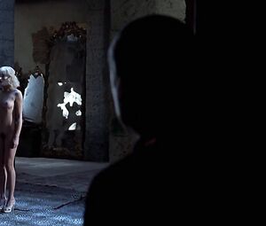 Kseniya Rappoport, Claudia Gerini Nude - La sconosciuta (2006)