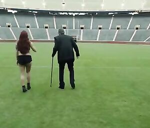 Ariel Winter, etc Nude & Sexy - The Last Movie Star (2017)