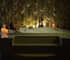 Ariel Winter, etc Nude & Sexy - The Last Movie Star (2017)