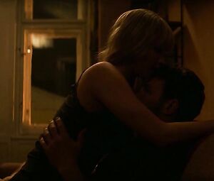 Jennifer Lawrence Nude - Red Sparrow (2018)