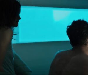 Taylor Schilling Sexy - The Titan (2018)