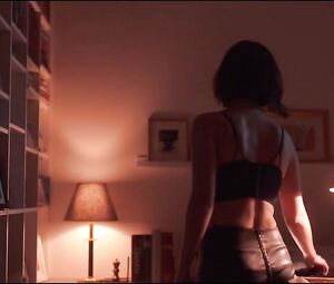 Heida Reed, Sara Dogg Asgeirsdottir Nude - Stella Blomkvist (2018)