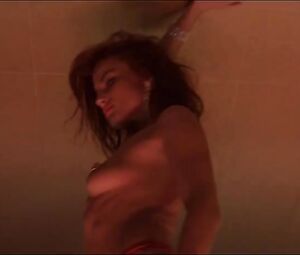 Marisa Tomei, Emily Hynnek, Lili Taylor Nude - Factotum (2005)