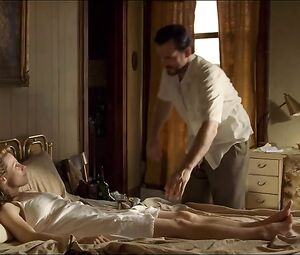 Marisa Tomei, Emily Hynnek, Lili Taylor Nude - Factotum (2005)