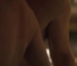 Giovanna Mezzogiorno Nude - Napoli Velata (2017)