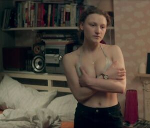 Tallulah Haddon naked - Kiss Me First s01e04 (2018)