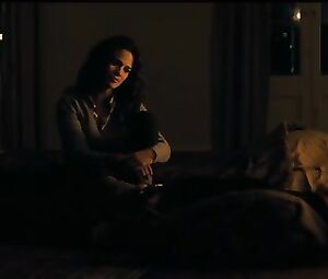 Lucie Lucas naked - Porto (2016) Nude movie