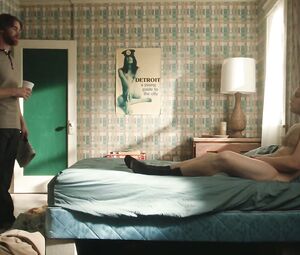 Xosha Roquemore, Ashley Romans, Ari Graynor nude - I'm Dying Up Here s02e04 (2018)