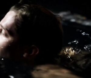 Bella Thorne sexy - Midnight Sun (2018)