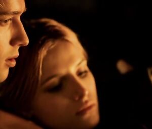 Bella Thorne sexy - Midnight Sun (2018)