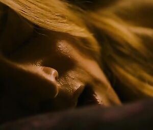 Jennifer Ehle nude, Reyna de Courcy nude, Heather Graham sexy - Wetlands (2017)