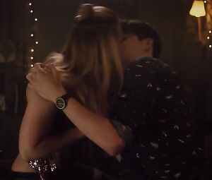 Madeline Weinstein naked - Alex Strangelove (2018)