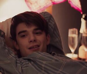 Madeline Weinstein nude - Alex Strangelove (2018)