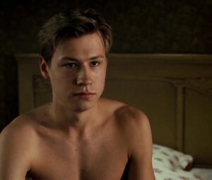 Kate Winslet nude โ The Reader (2008)