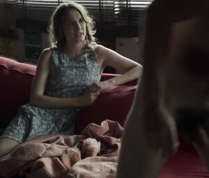 Ana Girardot sexy – Les Revenants S01E06-S02E01