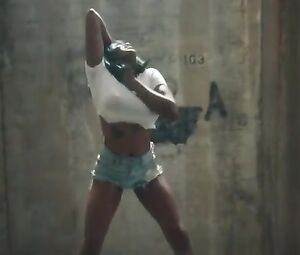Azealia Banks sexy music - Anna Wintour (2018)