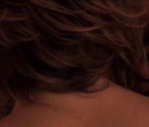 Anael Snoek nude - Albedo (2011) Bath scene