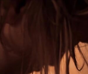 Anael Snoek nude - Albedo (2011) Bath scene