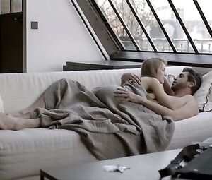 Roxane Arnal nude, Isabelle Carre sexy - Un adultere (2018)