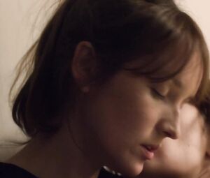 Hot Lesbian Scene - A trois on y va
