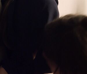 Hot Lesbian Scene - A trois on y va