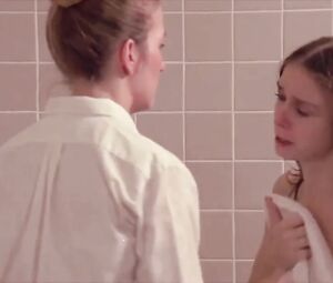 Nashville Girl - Choke Lesbian Kiss