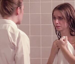 Nashville Girl - Choke Lesbian Kiss