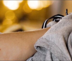 Affenkönig - Solo girl scene