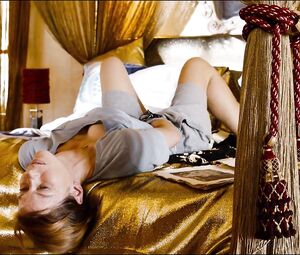 Affenkönig - Solo girl scene