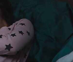 Indivisibili - Young Girls Hot scene