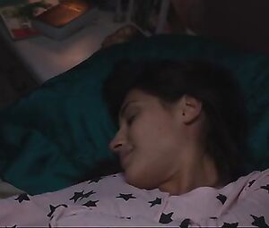 Indivisibili - Young Girls Hot scene
