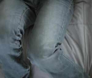 Shortwave - Solo Girl Scene