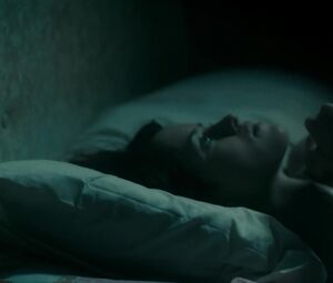 Solo Actress in the bed - White Heat