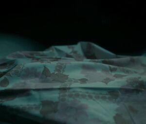 Solo Actress in the bed - White Heat