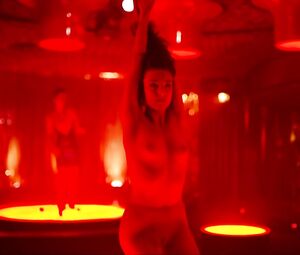 Magdalena Kolesnik naked - Rojst s01e00 (2018)