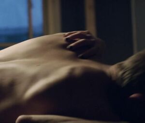 Viktoriya Romanenko nude - Odin s01e05 (2018)