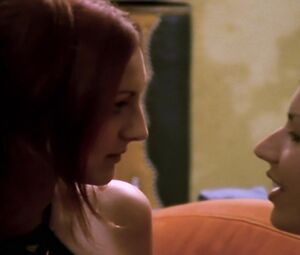 Diosa, Sandra Richefort nude  - Trio dangereux (2001)