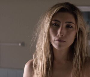 Dichen Lachman nude - Animal Kingdom s03e04 (2018)