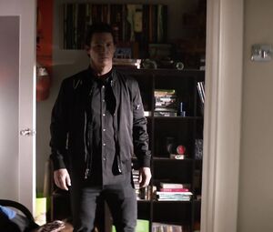 Dichen Lachman nude - Animal Kingdom s03e04 (2018)