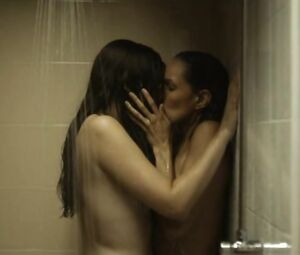 Judit Ampudia, Arlette Torres nude - El Embarcadero s01e08 (2018)