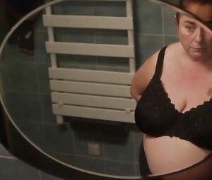 Sylvie Le Clanche nude - Le mal bleu (2018)