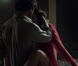 Elena Lietti nude -  Il miracolo s01e03 (2018)