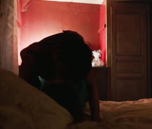 Lola Creton nude - Devoilees (2018)