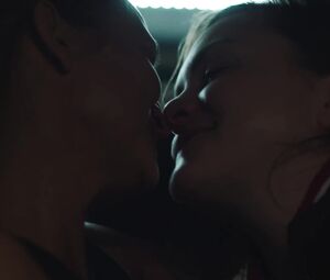 Siri Seljeseth, Bianca Kronloef, Alexandra Gjerpen nude - Unge lovende s03e01-06 (2018)