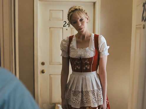 Riki Lindhome nude - Under the Silver Lake (2018) Video » Best Sexy