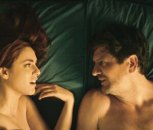 Miriam Leone nude - Metti la nonna in freezer (2018)